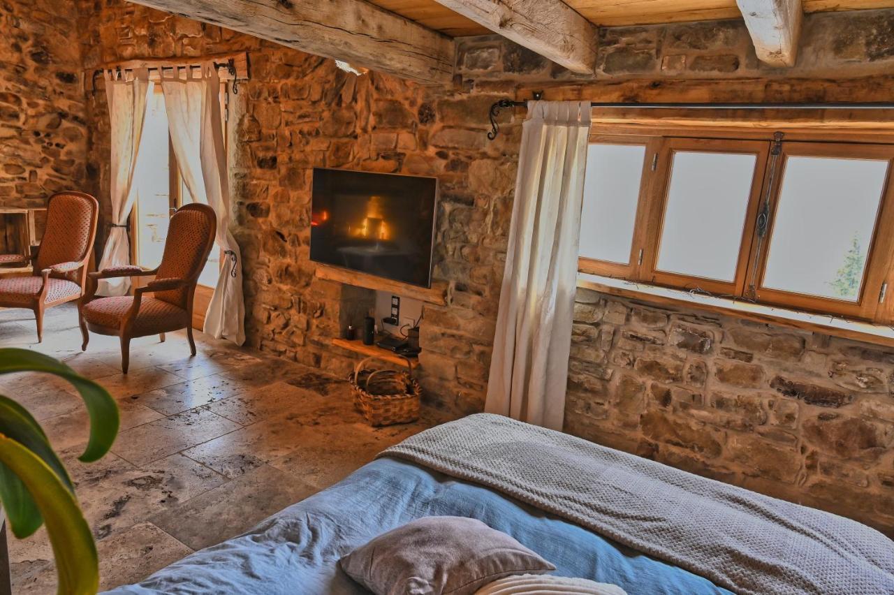 La Chambre Du Pigeonnier Braux  Luaran gambar