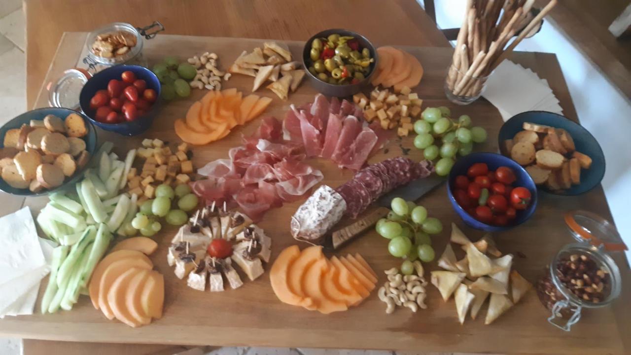 La Chambre Du Pigeonnier Braux  Luaran gambar